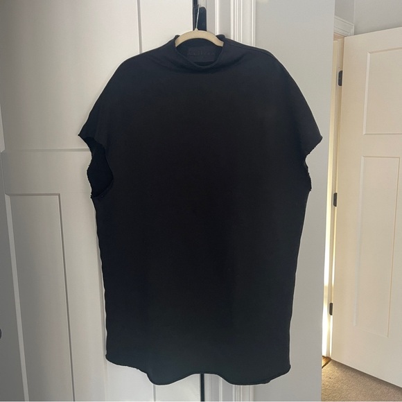 Frank & Eileen Black Funnel Neck Triple Fleece Short Dress - Picture 1 of 4